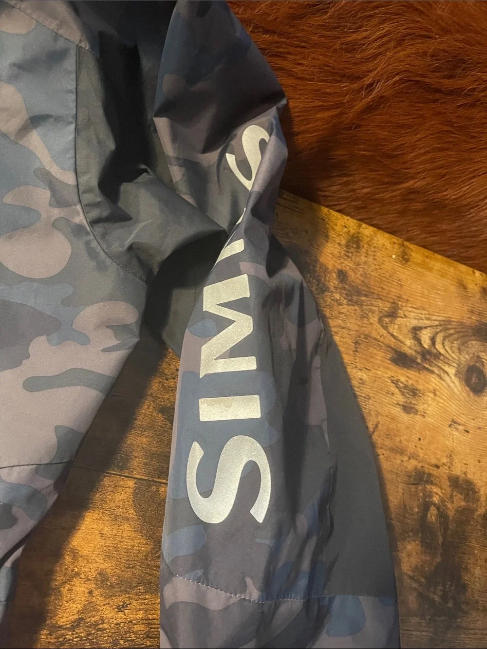 Simms Challenger Men's Wading Rain Jacket in Charcoal Camo